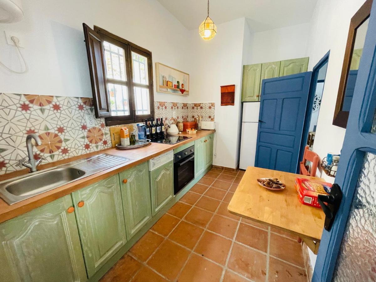Casa Amigos Sorvilan- La Palmera Luaran gambar